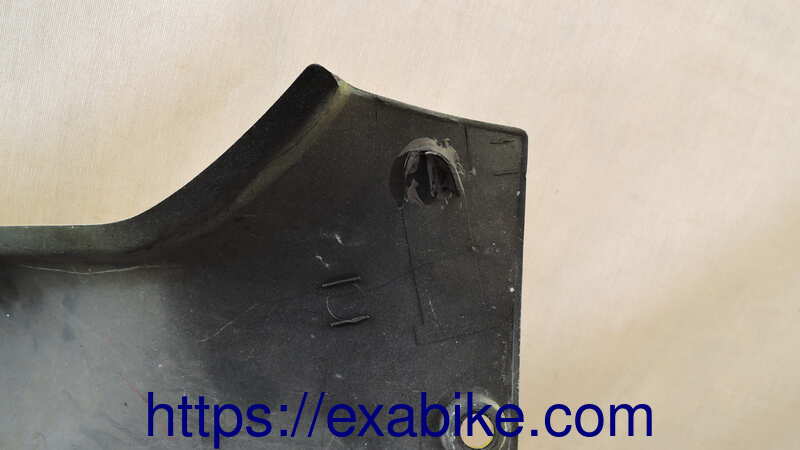 flanc arrière gauche Suzuki GSXR 750 - photo 3