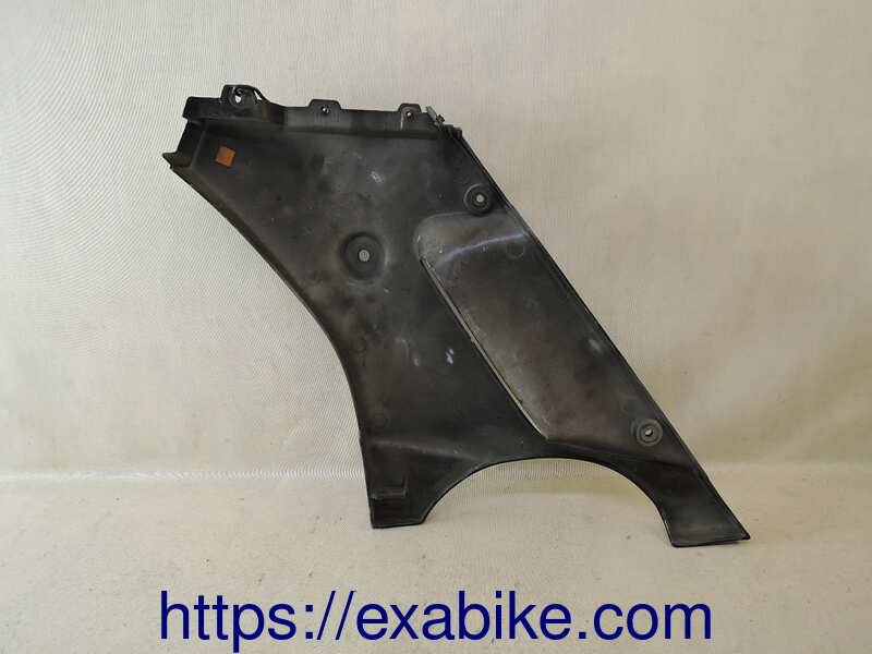 right middle cowl Yamaha TDR 125 - photo 2