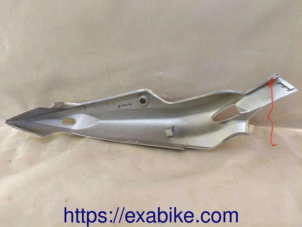 rear cowling, left Yamaha 50 TZR - photo 3