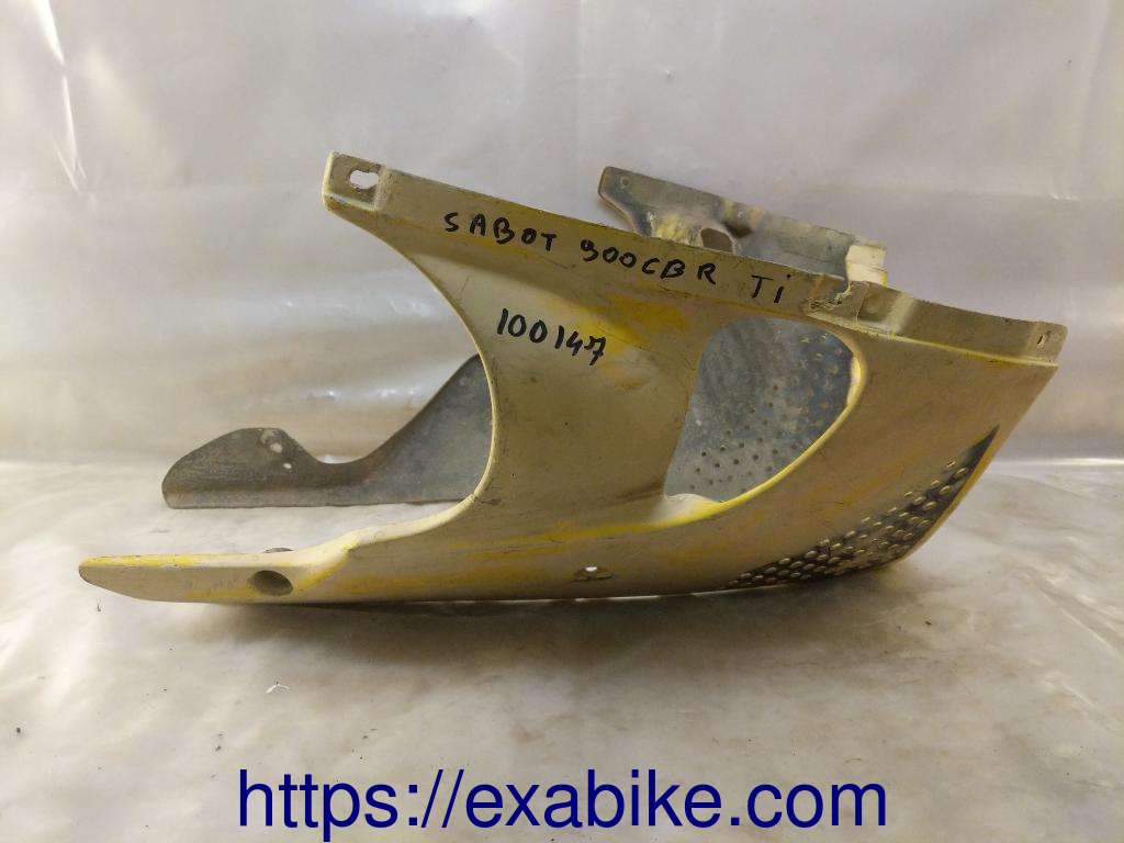 lower cowl Honda CBR 900 - photo 1