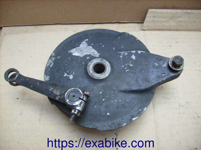 brake panel, rear Yamaha 125  AT2 - photo 1