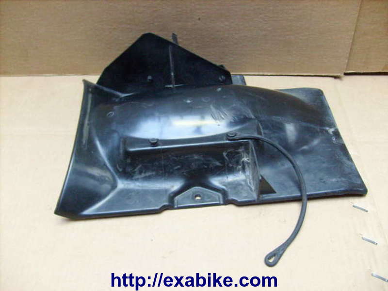 rear fender  - part 1 Yamaha SR 125 - photo 1