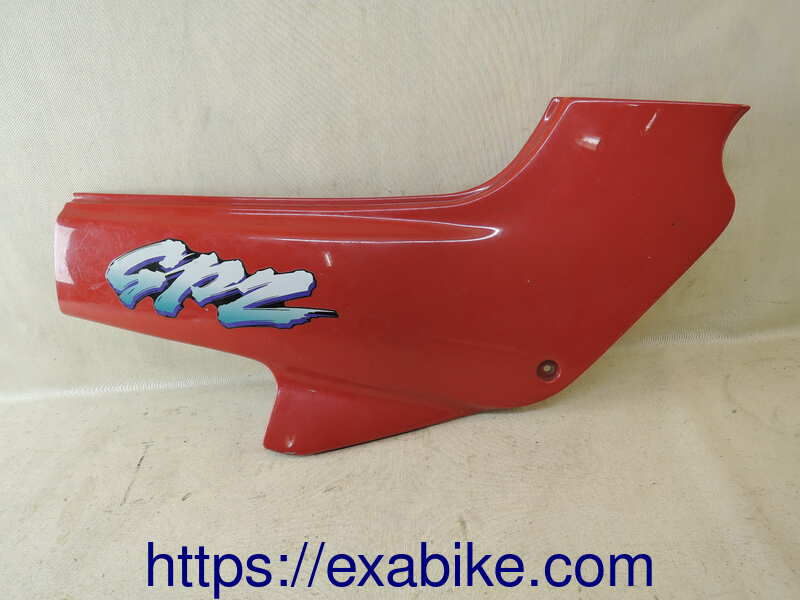 right cover Kawasaki GPZ 500 - photo 1