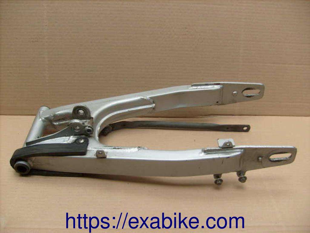 swingarm Honda CLR 125 City Fly - photo 1
