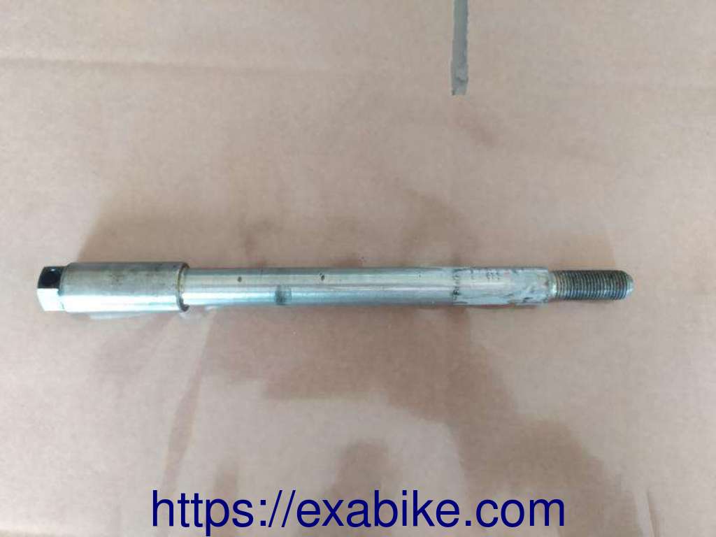 front wheel axle Honda CLR 125 City Fly - photo 1