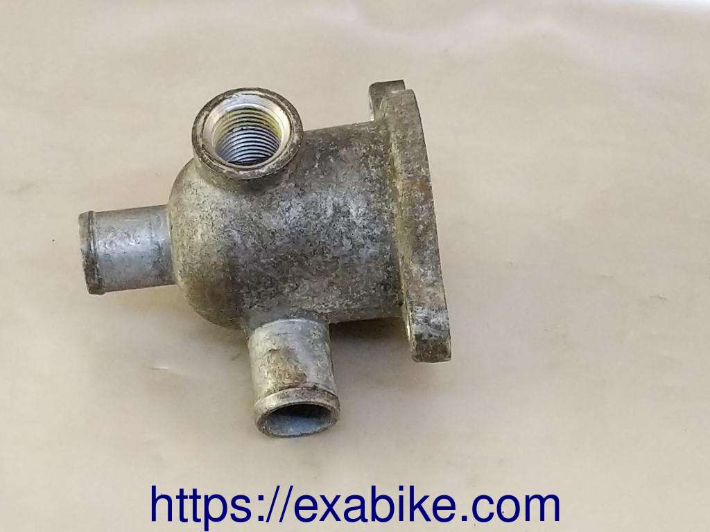 thermostat body Suzuki Bandit 400 - photo 2