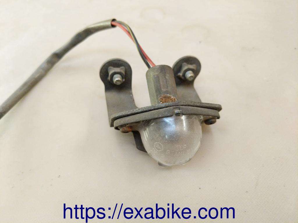 licence plate light Kawasaki GPZ 500 - photo 2