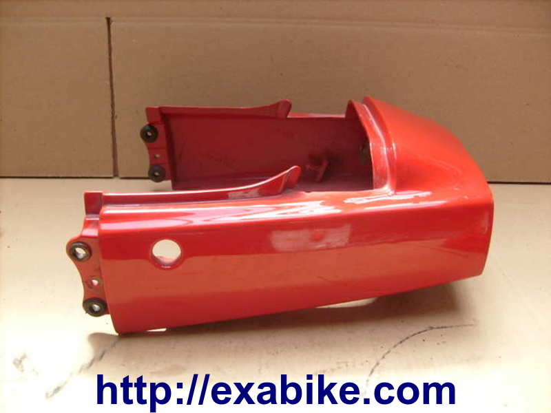 rear seat cowl Kawasaki GPZ 500 - photo 1
