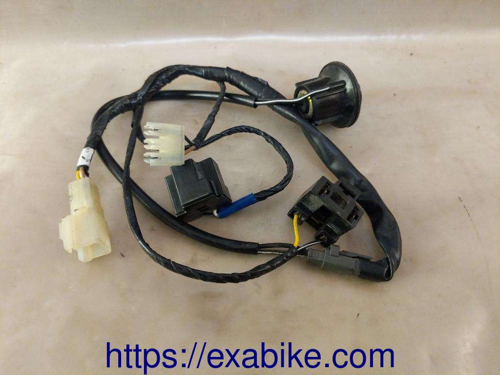 faisceau Suzuki GSXF 600 - photo 1