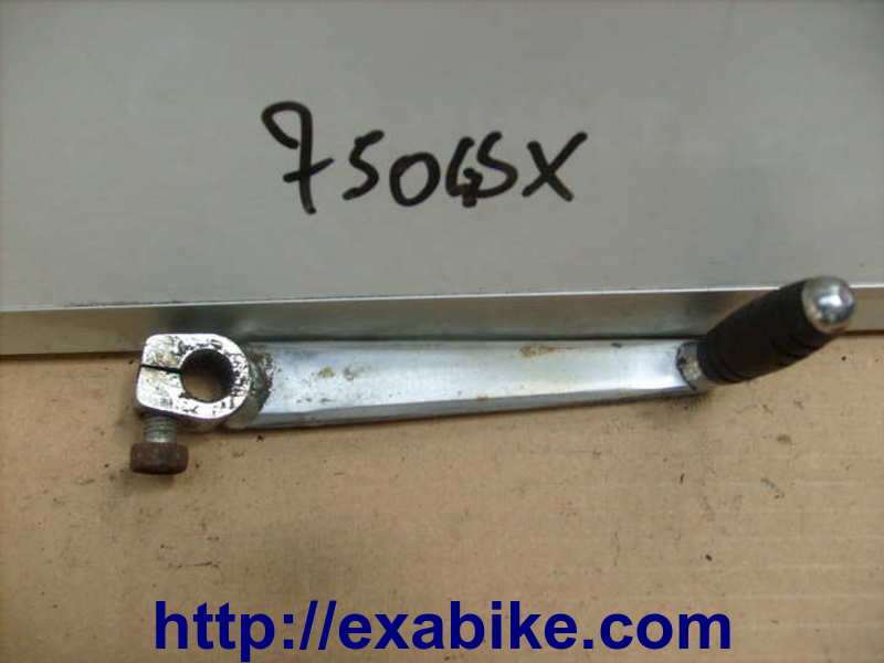 gear change pedal Suzuki GSX 750 - photo 1