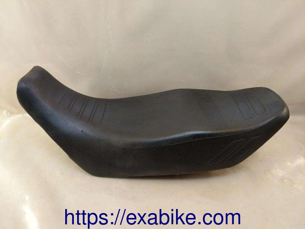 seat Yamaha XJ 600 - photo 2