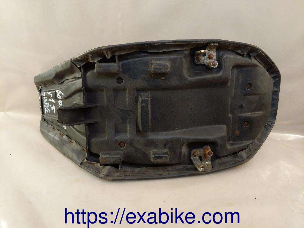 seat Yamaha XJ 600 - photo 3