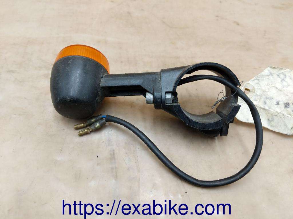 clignotant avant droit Aprilia CLASSIC 125 - photo 2