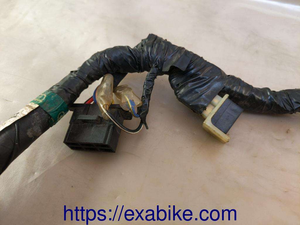 faisceau electrique Honda VFC 750 - photo 4