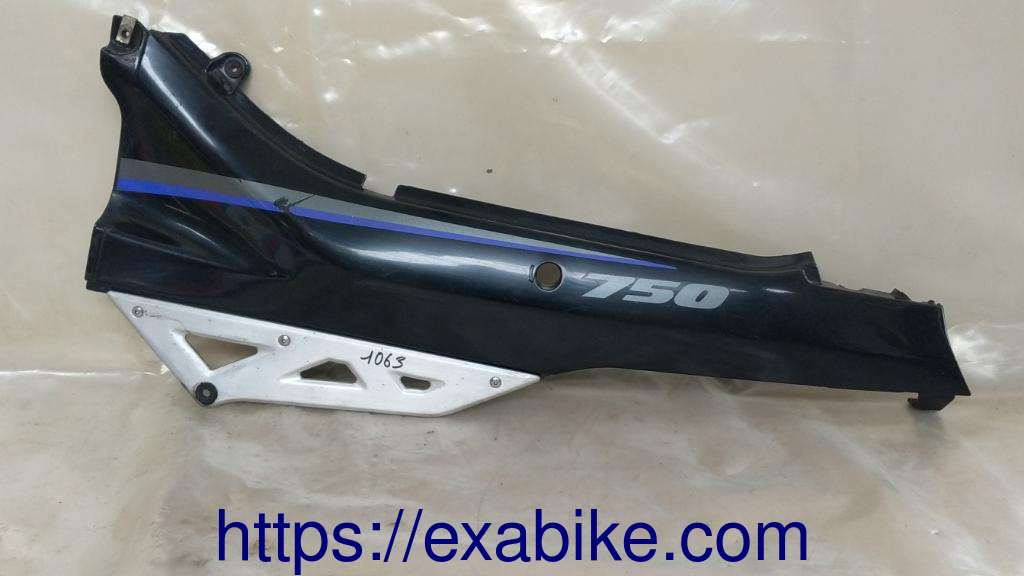 left rear cowl Suzuki GSXF 750 - photo 1