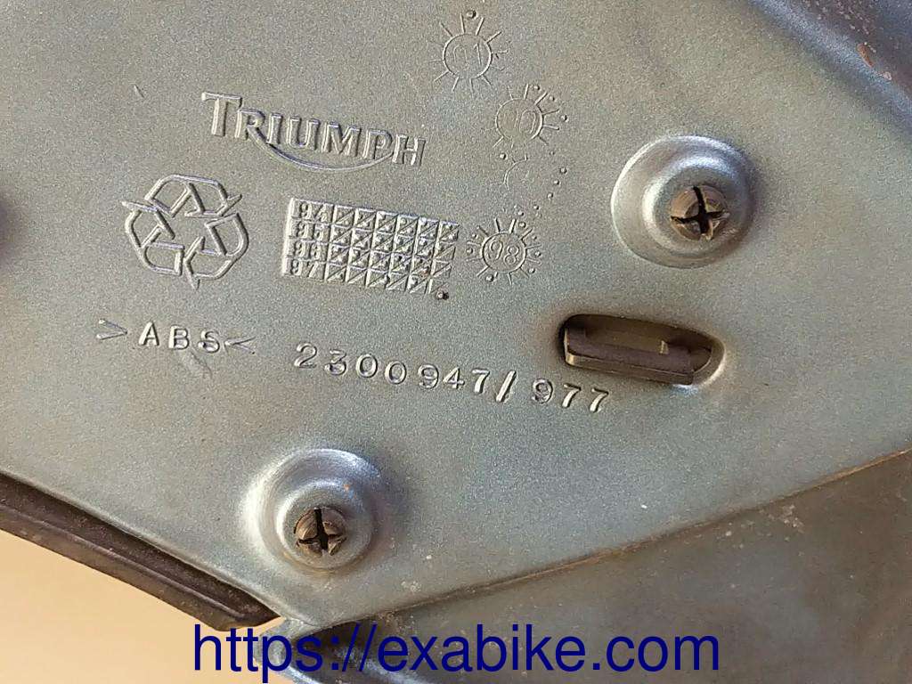 rear cowl Triumph Trophy 900 - photo 6