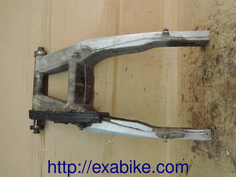 swingarm Yamaha YZF 600 Thundercat - photo 1