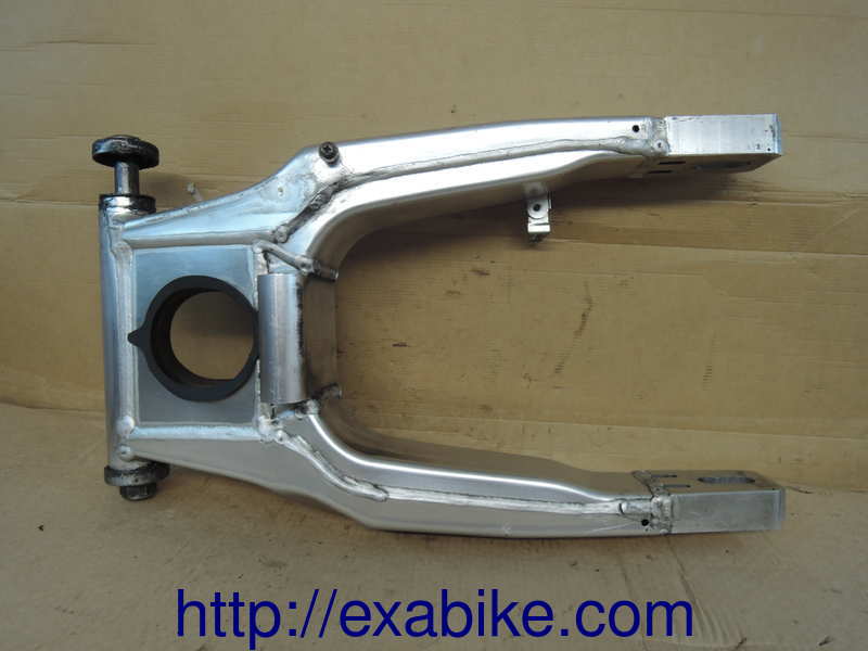 swingarm Yamaha FZR 1000 - photo 1