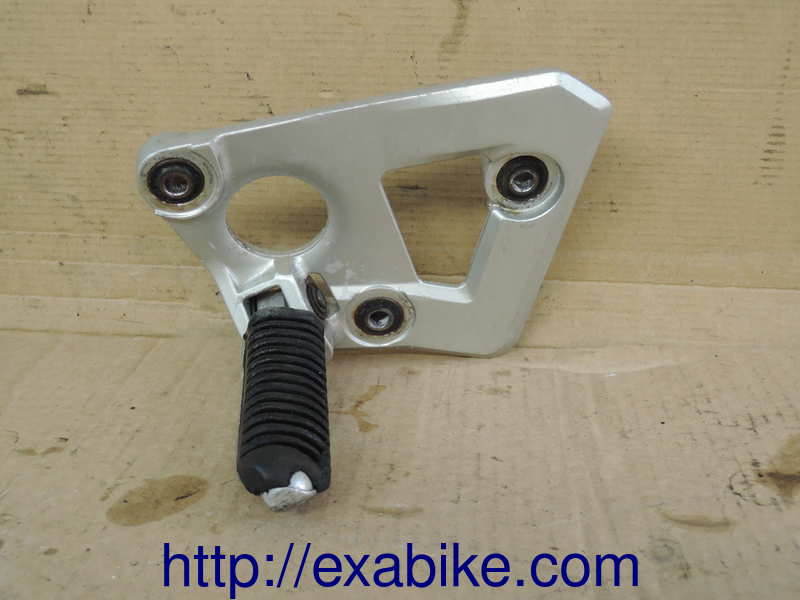 footrest, front right Suzuki GSXF 750 - photo 1