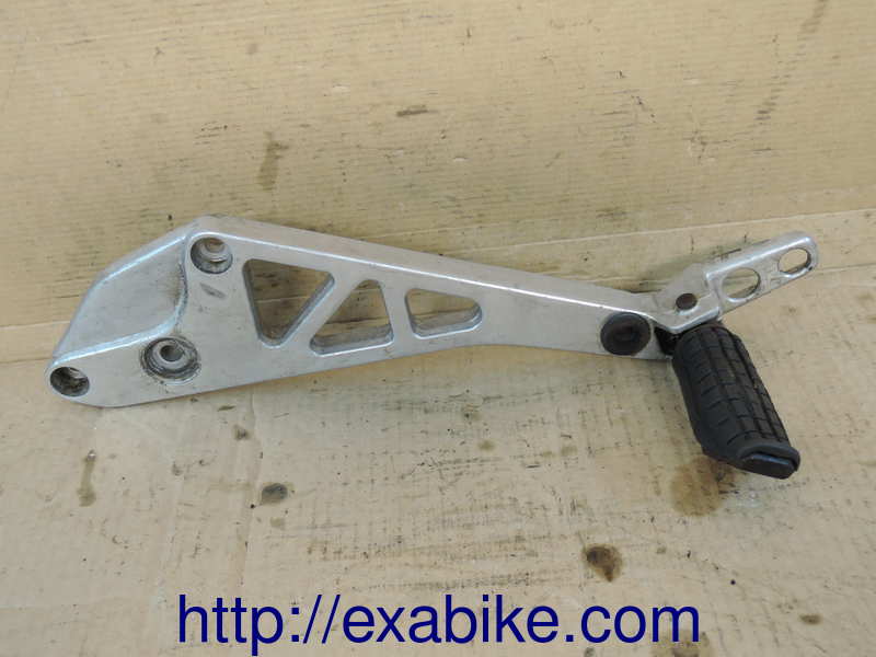 footrest bracket, left Honda VT 250 - photo 1