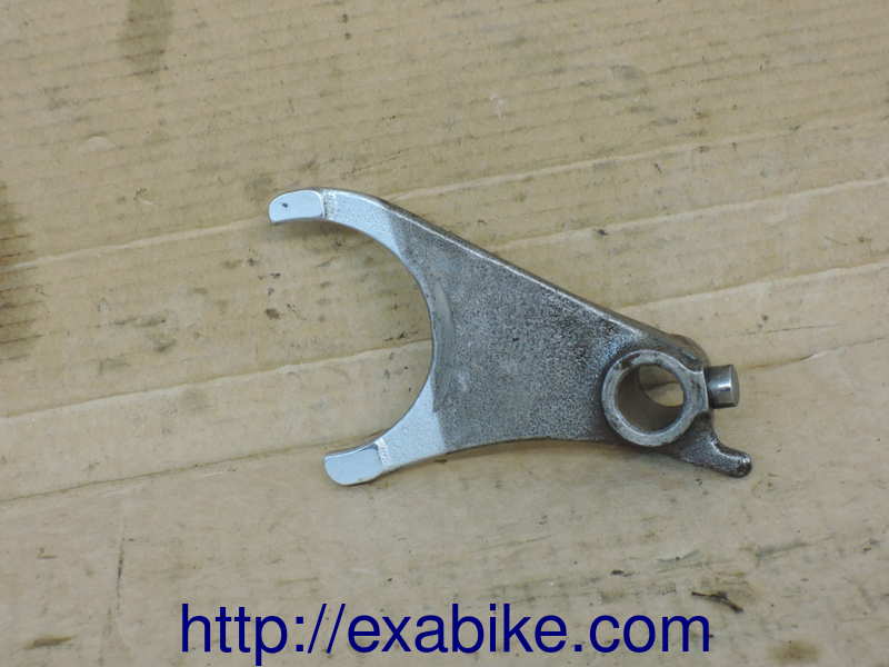 fourchette de boite Kawasaki GPZ 900 Ninja - photo 2