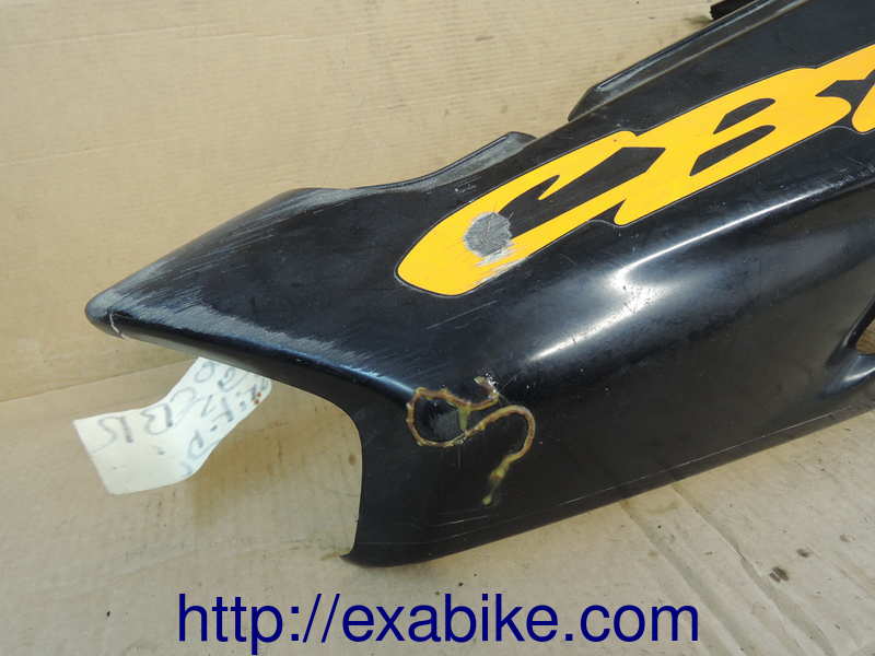 flanc arrière droit Honda CBR 900 - photo 3