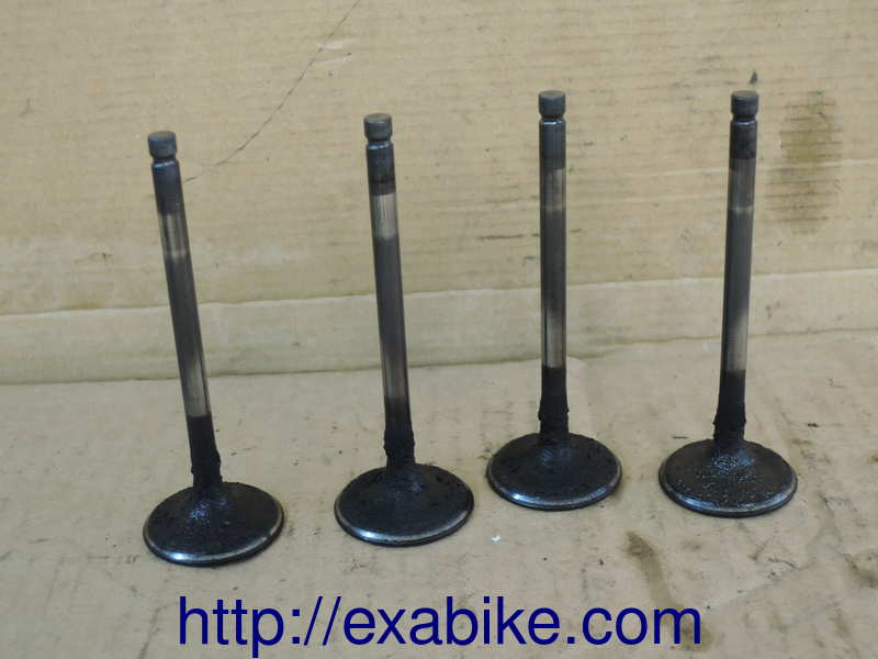 soupapes d'admission Yamaha 1200 VMAX - photo 1
