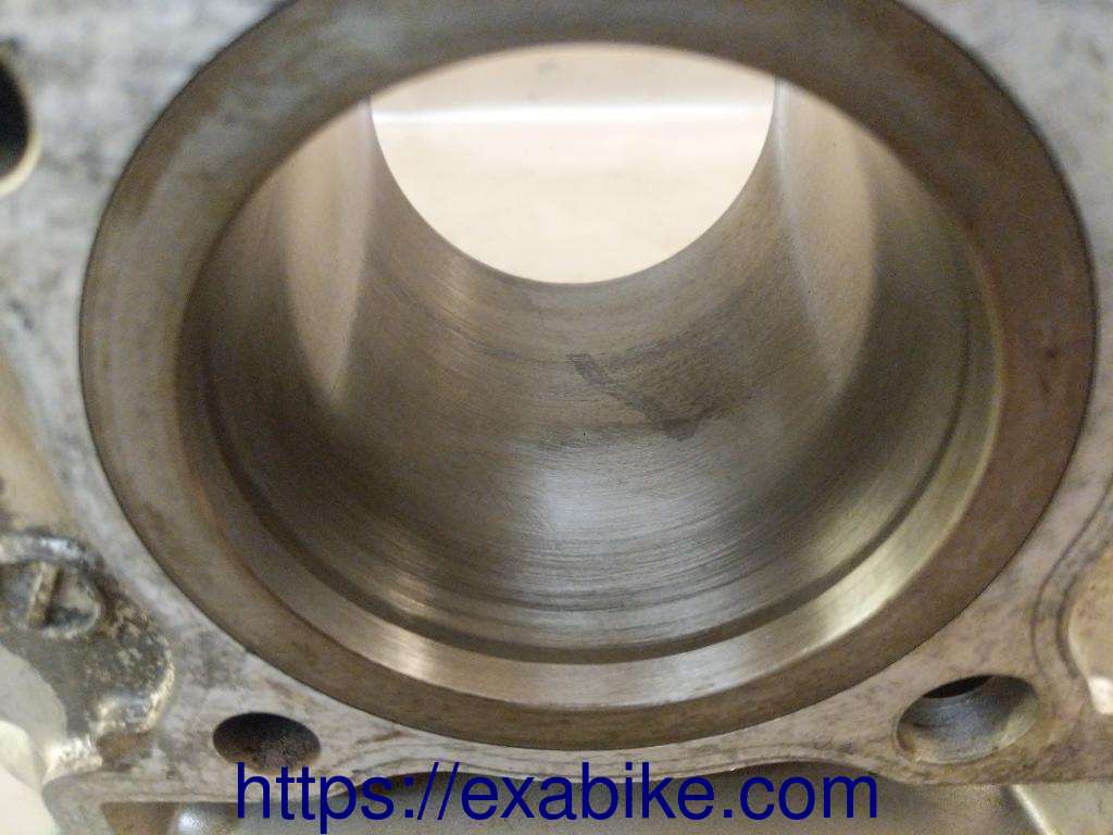 cylinder, front Yamaha XV 500 - photo 3