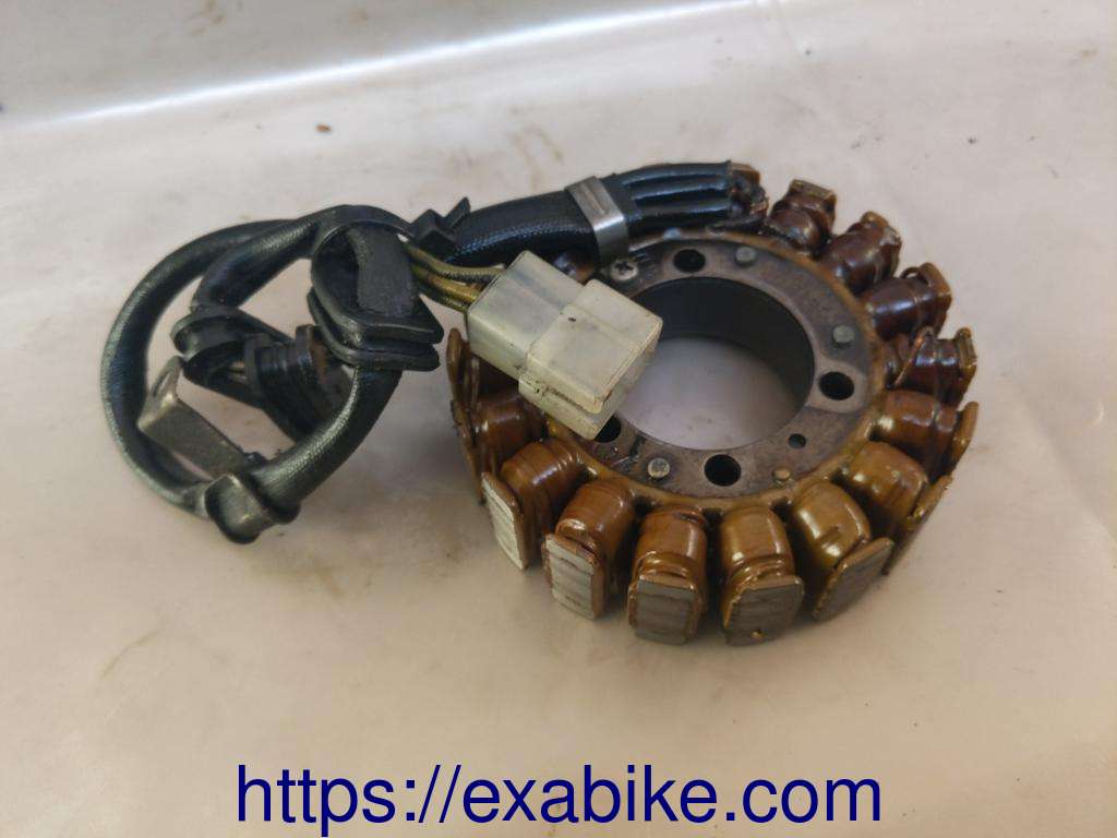 stator d'alternateur Honda VF 400 F - photo 1