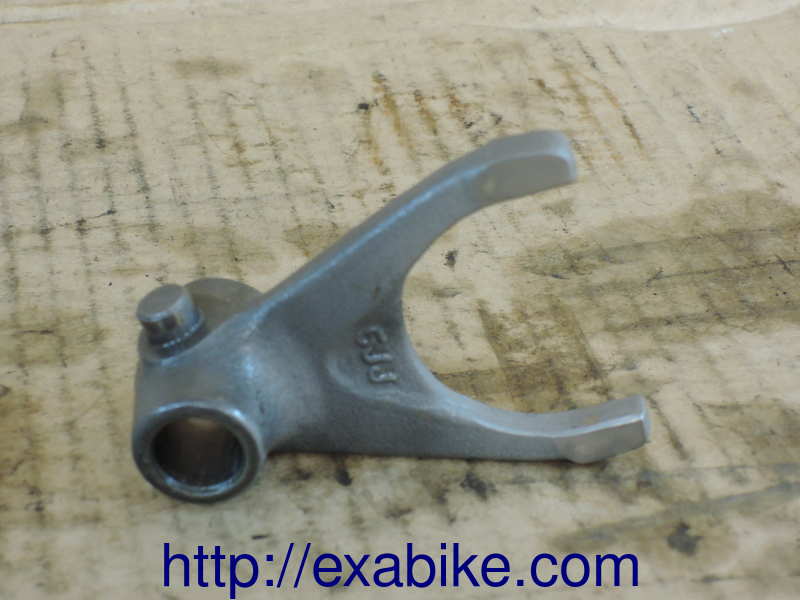 fourchette milieu YAMAHA 1000 R1 - photo 1