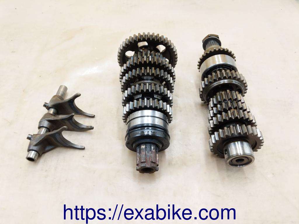 gearbox Honda VF 400 F - photo 1