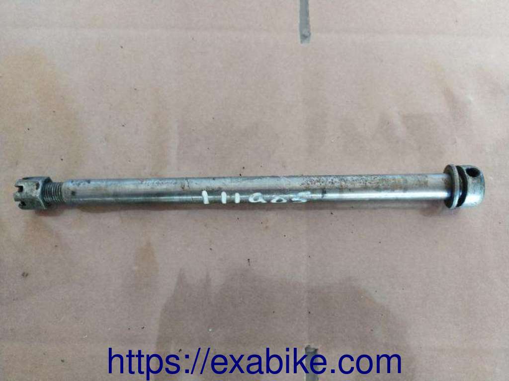 front wheel axle Suzuki GN 250 - photo 1