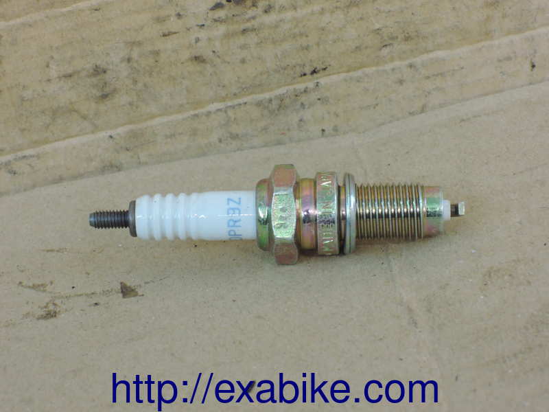 spark plug NGK DPR9Z Honda CBX 400 - photo 1
