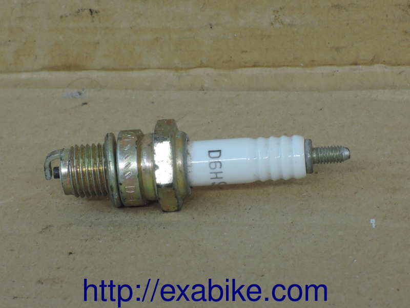 bougie NGK D6HS Accessoire piece à adapter - photo 1