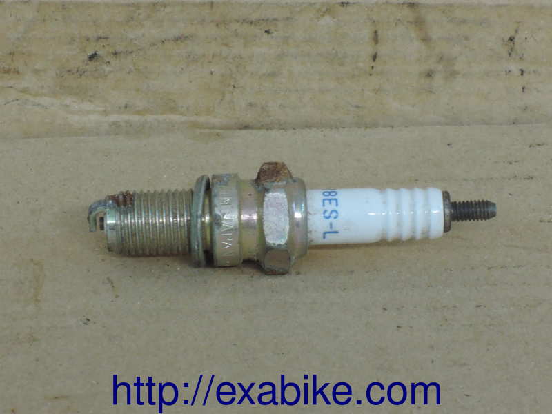 spark plug NGK DR8ES-L Honda CM400 T - photo 1