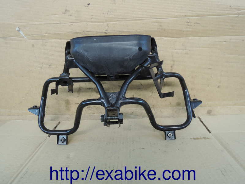 cowling bracket Suzuki 400 Burgman - photo 2
