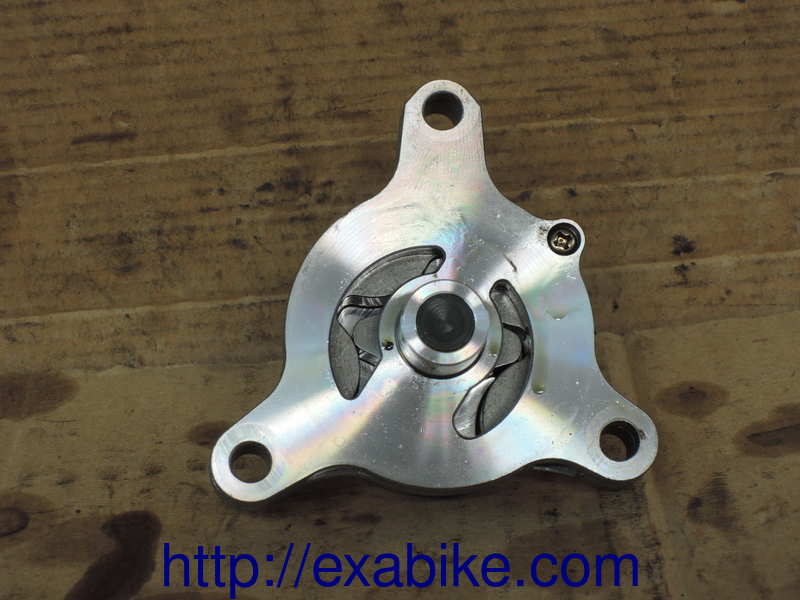 oil pump Suzuki 400 Burgman - photo 2