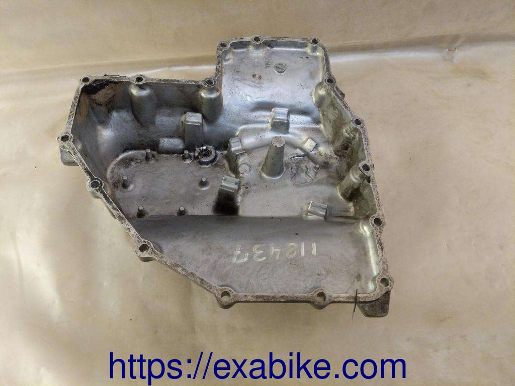 oil pan Honda CBR1000F - photo 4