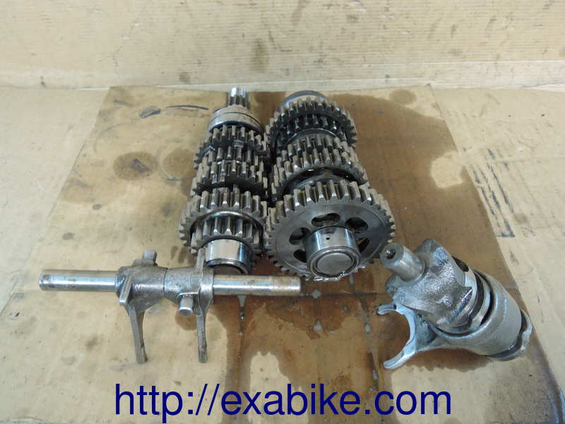 gearbox Kawasaki GPZ 500 - photo 1