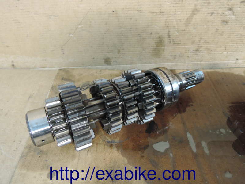 gearbox Kawasaki GPZ 500 - photo 2