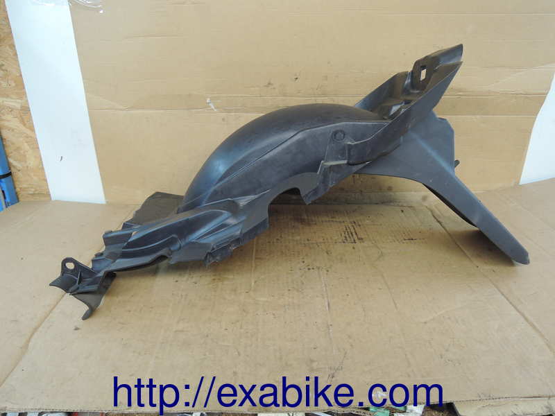 garde-boue arrière Suzuki 400 Burgman - photo 1