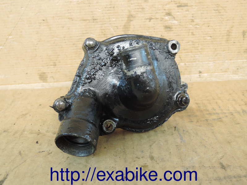 water pump Yamaha FZX 750 - photo 1