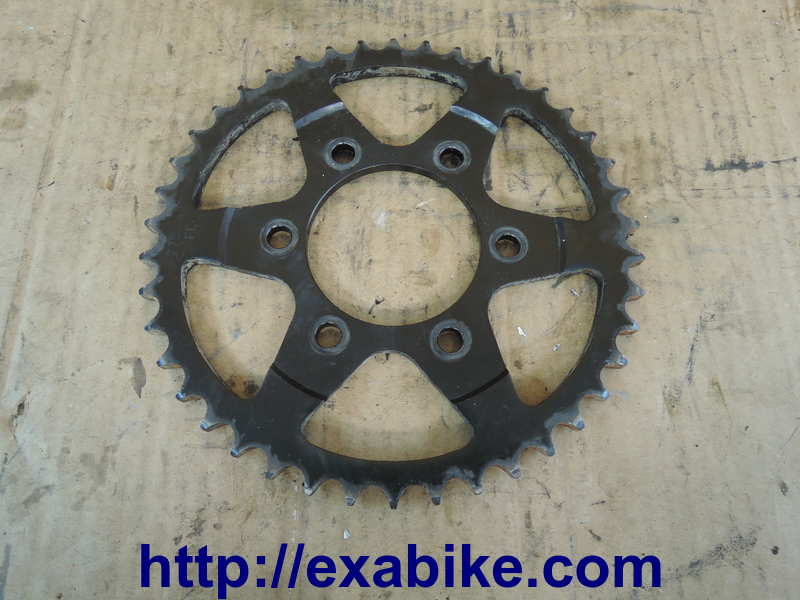 couronne Suzuki GSXR 750 - photo 1