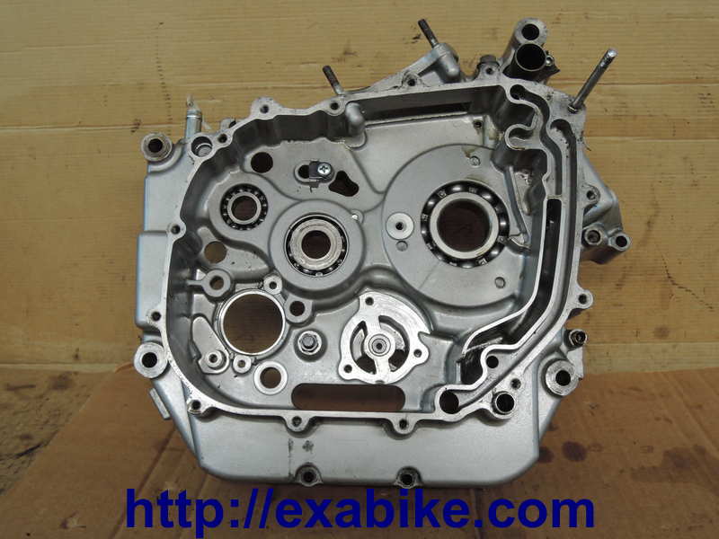 carter moteur gauche Hyosung 650 GTR - photo 1