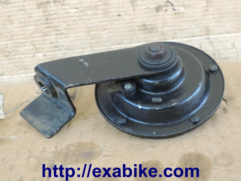 horn Suzuki GSX 750 - photo 2
