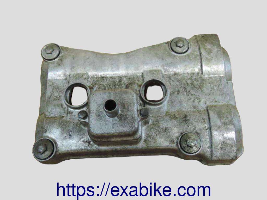 cylinder head cover Honda VFR 800 - photo 1