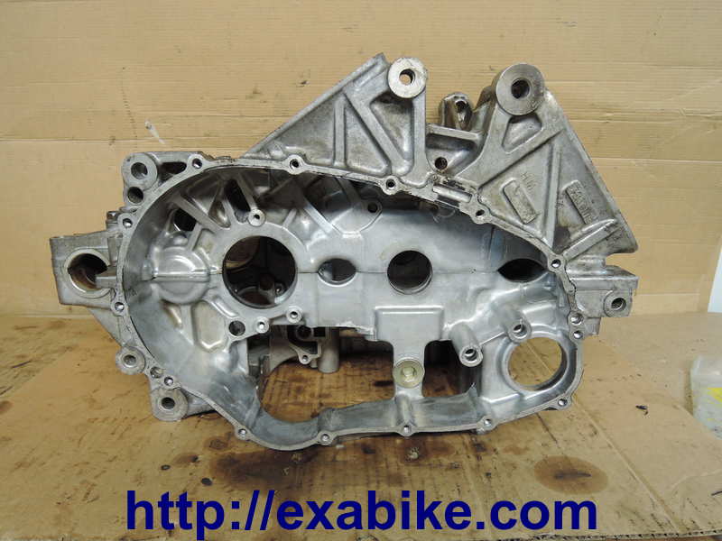 crankcase Honda VFR 800 - photo 1