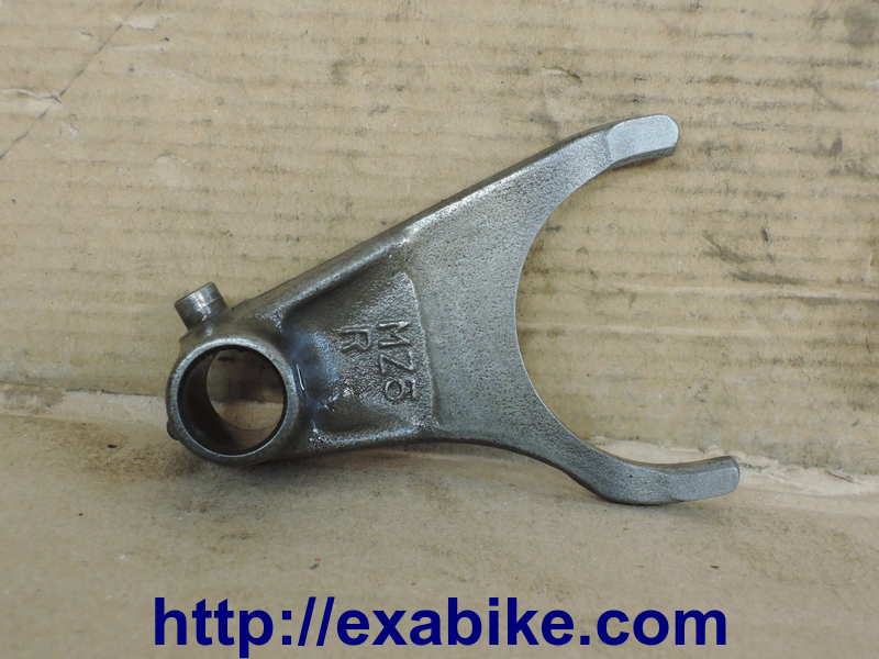 gearbox fork, right Honda VFR 800 - photo 1
