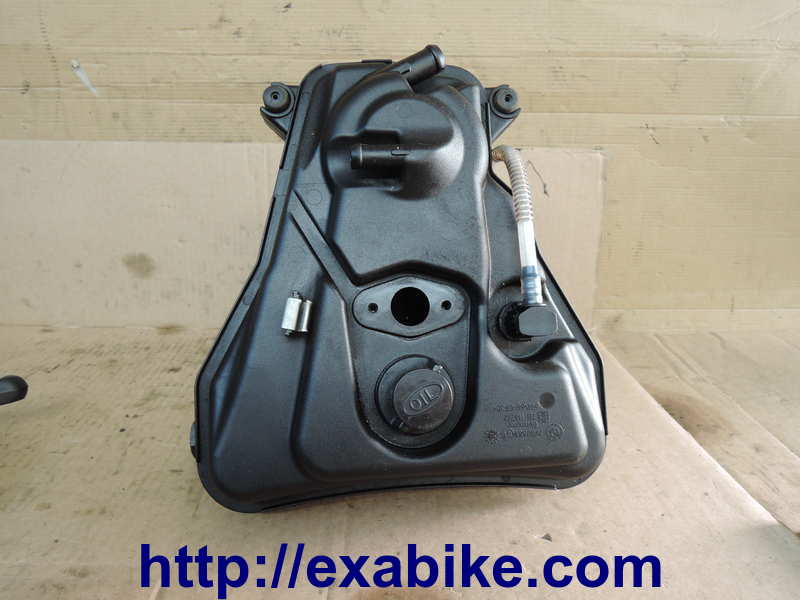 oil tank BMW K1200GT - photo 1