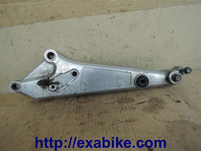 footrest bracket, left Honda CB750F - photo 1